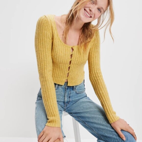 American Eagle, Cropped Button Down Sweater, Long Sleeve, Size M, NWT - Picture 8 of 13